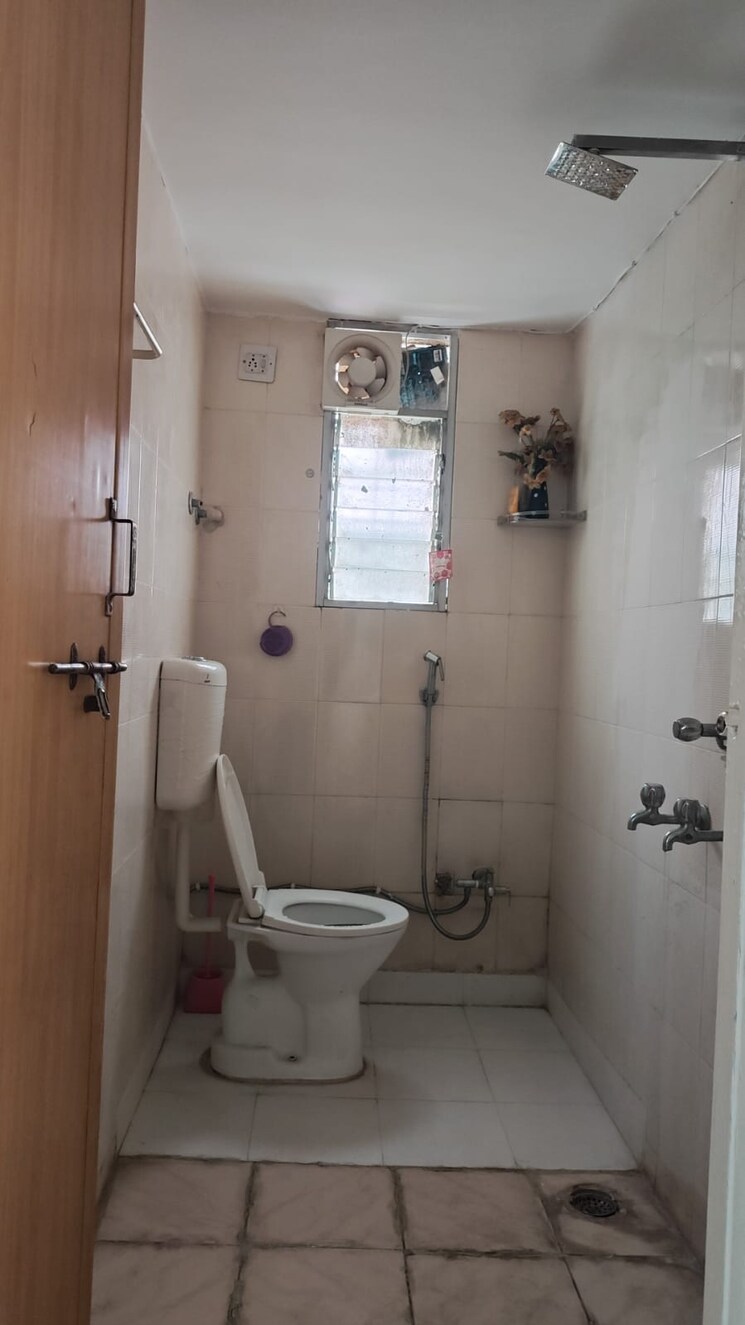 Bathroom, new sneh nagar 2 Bedroom 1000 Sq.Ft. Apartment In New Sneh Nagar Nagpur 8910482