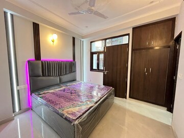 Bedroom in 2 BHK Builder Floor at Saket – for Rent