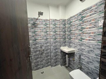 Bathroom in 2 BHK Builder Floor at Saket – for Rent