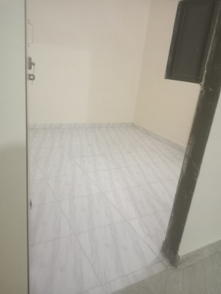 Room, kopar khairane 1 Bedroom 700 Sq.Ft. Apartment In Kopar Khairane Navi Mumbai 8910521