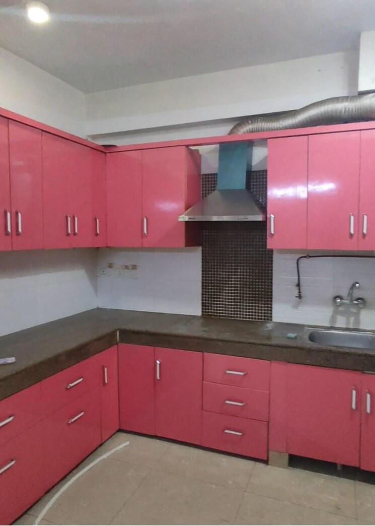 Kitchen, gaur-city-2-12th-avenue 2.5 Bedroom 1225 Sq.Ft. Apartment In Sector 16c Greater Noida Greater Noida 8910520