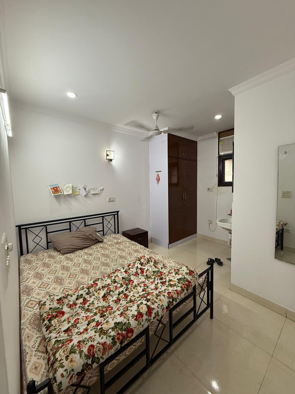 2 BHK Builder Floor For Rent in Chittaranjan Park