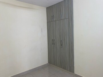 Room in 3 BHK Apartment at Windlass River Valley, Harrawala – for Rent