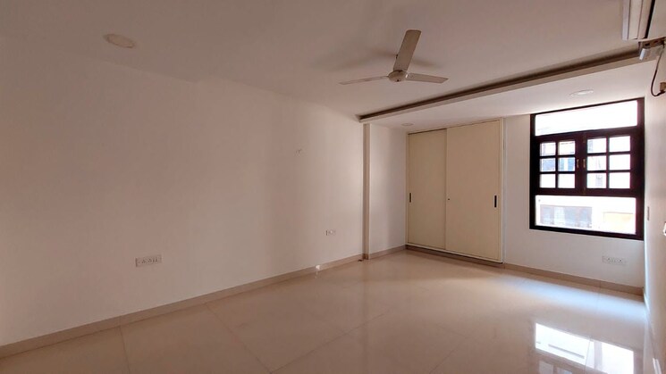 Room, anand niketan 4 Bedroom 3000 Sq.Ft. Builder Floor In Anand Niketan Delhi 8910568