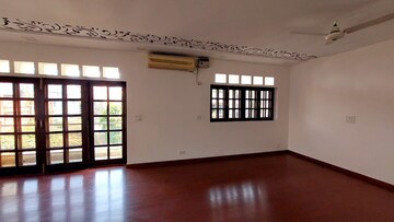 Room in 4 BHK Builder Floor at Anand Niketan – for Rent