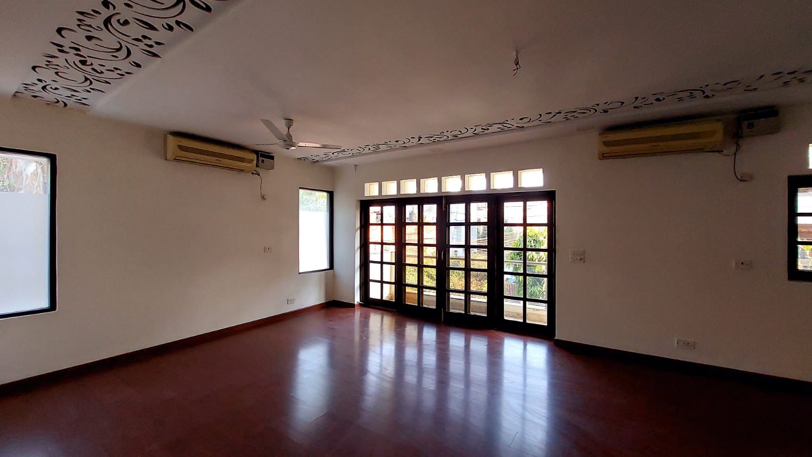 4 BHK + Servant Room Builder Floor For Rent in Anand Niketan 