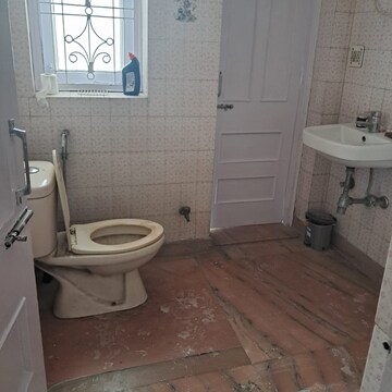 Bathroom in 2 BHK Builder Floor at Greater Kailash I – for Rent