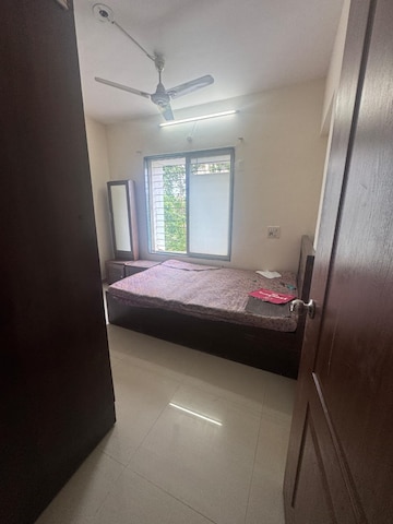 Bedroom in 2 BHK Apartment at Ved Bhavan Apartment, Kothrud – for Rent
