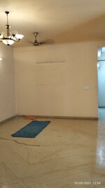 4 BHK 2520 Sq.Ft. Builder Floor in Mahima Associates 