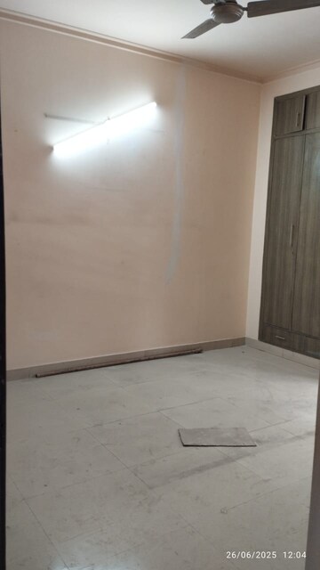 Bedroom in 4 BHK Builder Floor at Green Fields Colony – for Sale