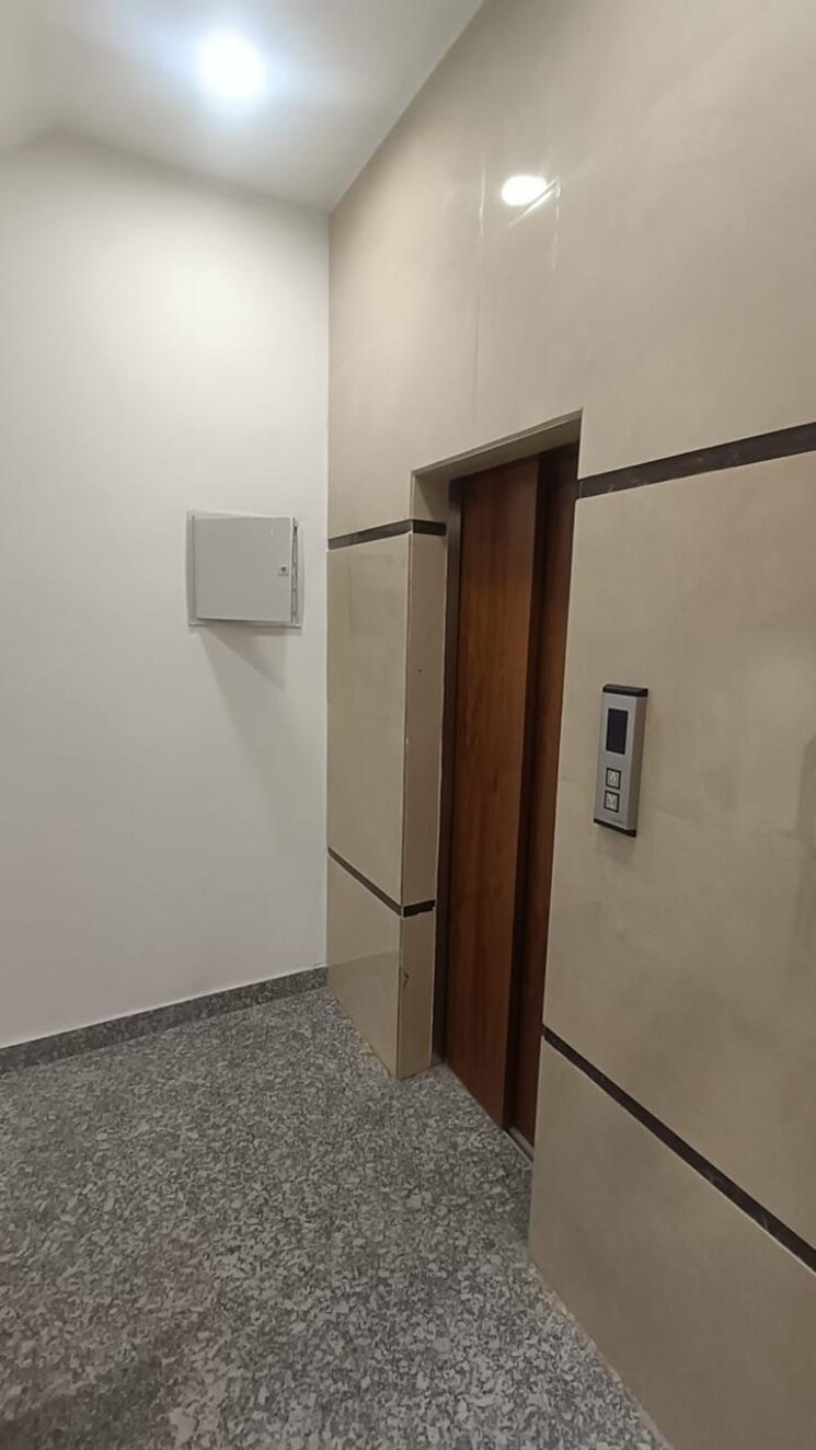 Room, ansal-api-esencia 3.5 Bedroom 300 Sq.Yd. Builder Floor In Sector 67 Gurgaon 8910615