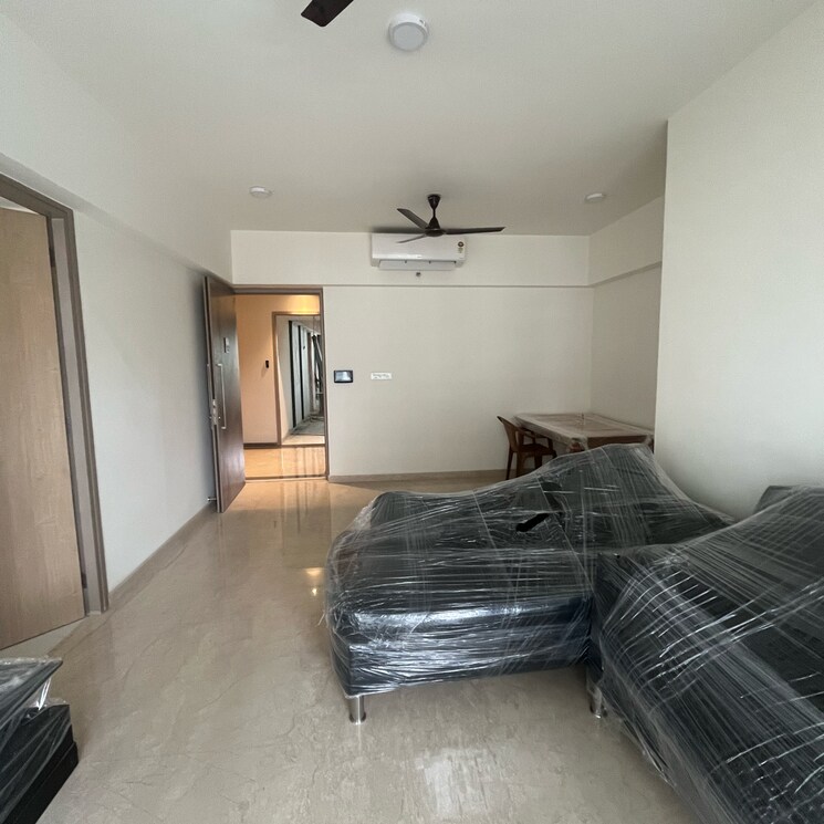 Living Room, lodha-woods 2 Bedroom 762 Sq.Ft. Apartment In Lokhandwala Mumbai 8910637