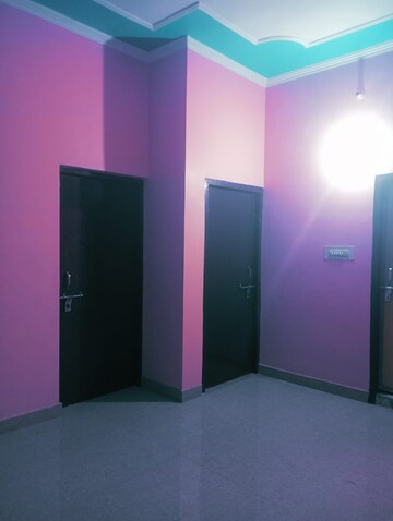 Room in 1.5 BHK Independent House at Adil Nagar – for Rent
