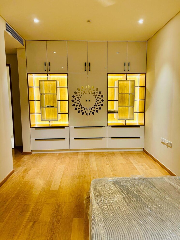 Bedroom, embassy-lake-terrace 3 Bedroom 3913 Sq.Ft. Apartment In Hebbal Bangalore 8910657