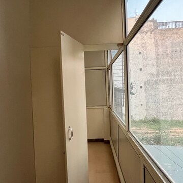 Balcony in 3 BHK Builder Floor at Gaurav Estates Unique Floors, Sector 42 – for Sale