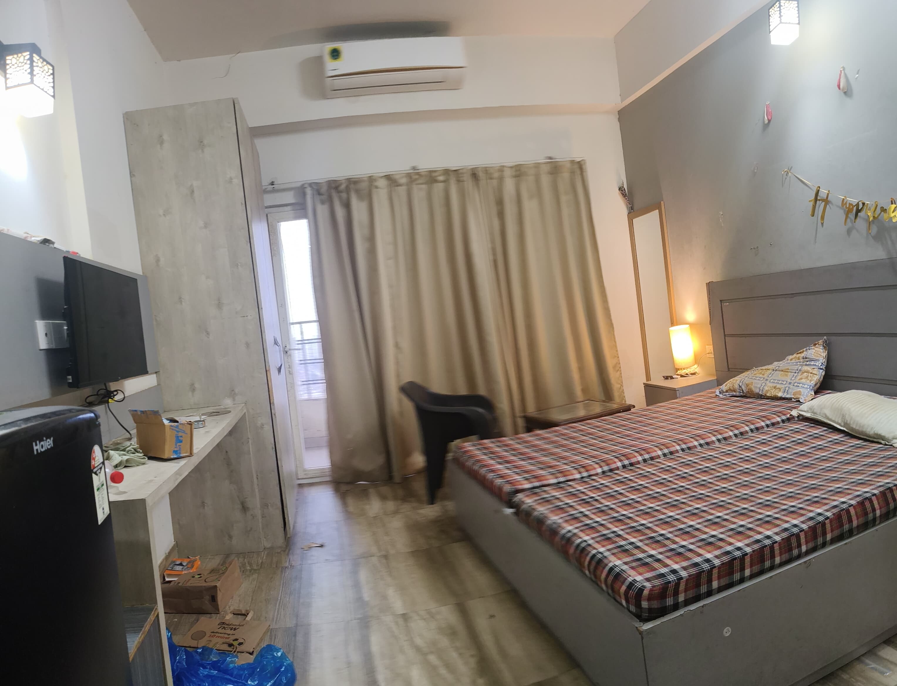 1 BHK Apartment For Rent in Paramount Golfforeste