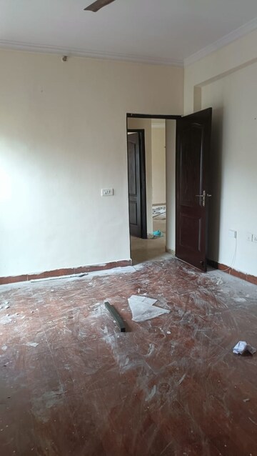Room in 4 BHK Apartment at Aditya Mega City, Vaibhav Khand – for Sale
