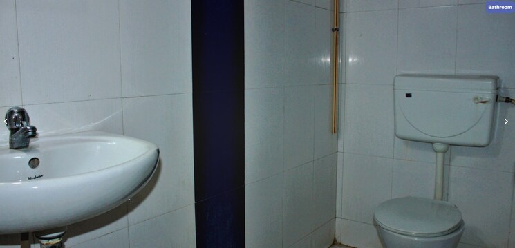 Bathroom, airoli sector 20 Pg For Boys In Airoli Sector 20 8910674