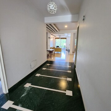 Staircase in 4 BHK Apartment at Varun C.G.H Society, Sector 52 – for Rent