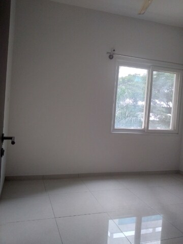 Room in 3 BHK Apartment at L&T Raintree Boulevard, Hebbal – for Rent