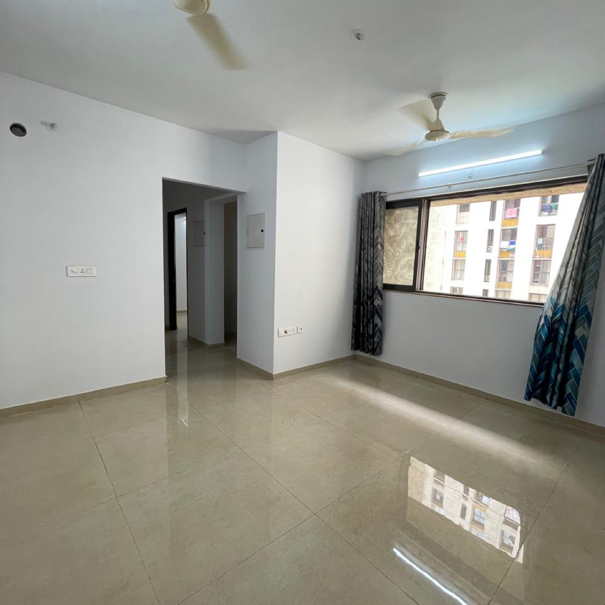 2 BHK Apartment For Rent in Lodha Downtown