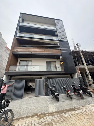 4 BHK Builder Floor – Exterior View View at SS Southend Floors, South City 2 - for Sale