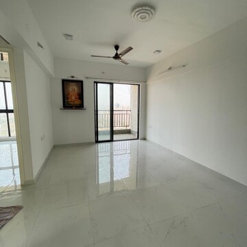 Room in 2 BHK Apartment at Runwal Gardens Phase I, Kalyan Shilphata Road – for Rent