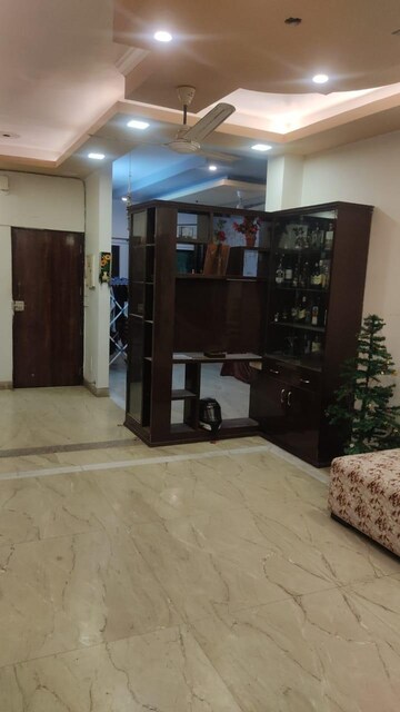 Living Room in 4 BHK Builder Floor at Sector 55 – for Rent