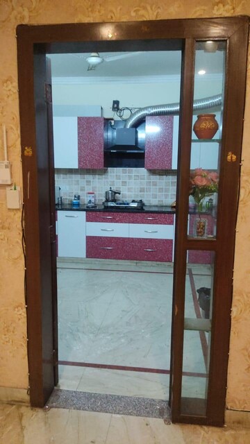 Bedroom in 4 BHK Builder Floor at Sector 55 – for Rent