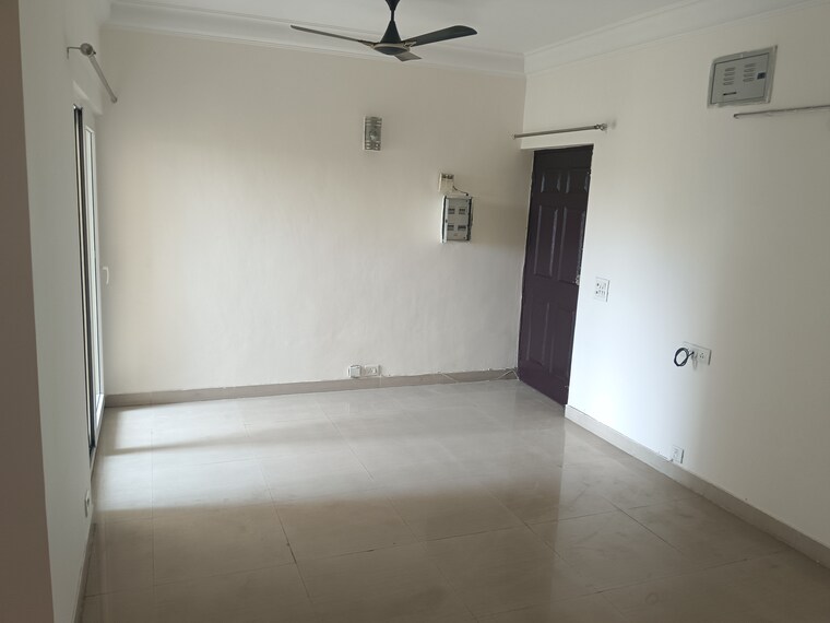 Room, paramount-floraville 2 Bedroom 1045 Sq.Ft. Apartment In Sector 137 Noida 8910864