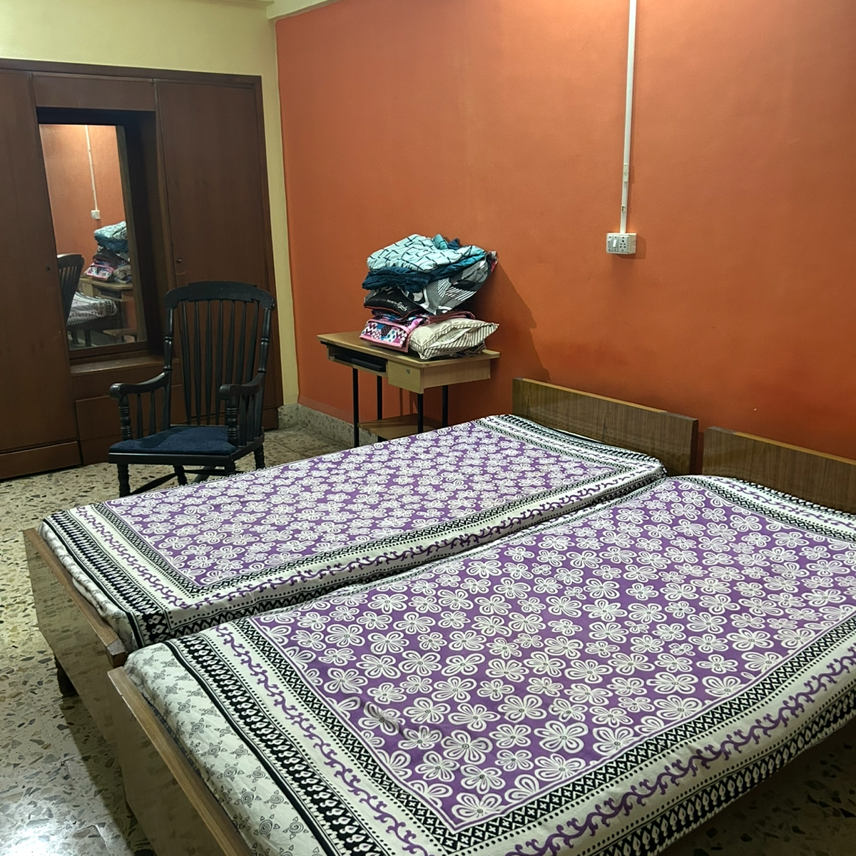 1 Rk  550 Sq.Ft. Independent House in Abhimanshree Society