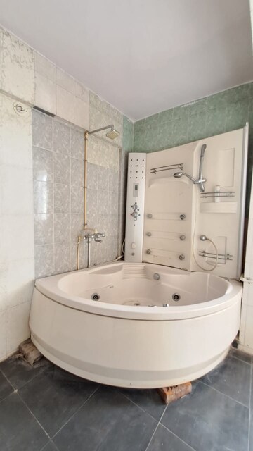 Bathroom in 3 BHK Apartment at Madhukund Apartment, Bavdhan – for Rent