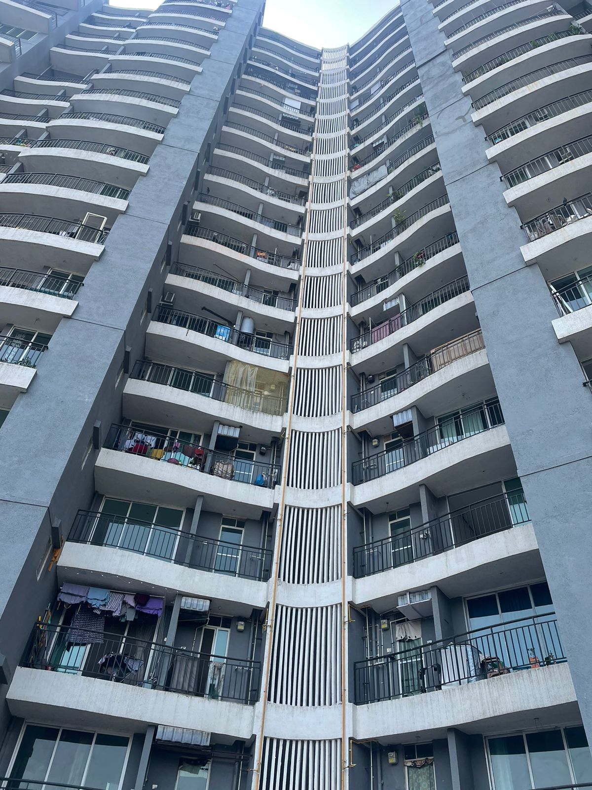 2 BHK 725 Sq.Ft. Apartment in Hiraco Eminence