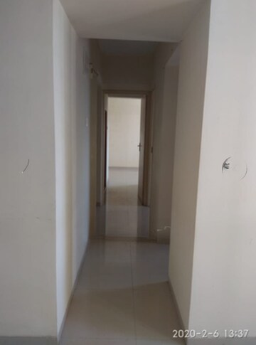 Building Lobby in 2 BHK Apartment at Kalpataru Paramount, Kapur Bawdi – for Rent