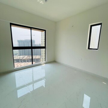 Room in 3 BHK Apartment at Runwal Gardens Phase I, Kalyan Shilphata Road – for Rent