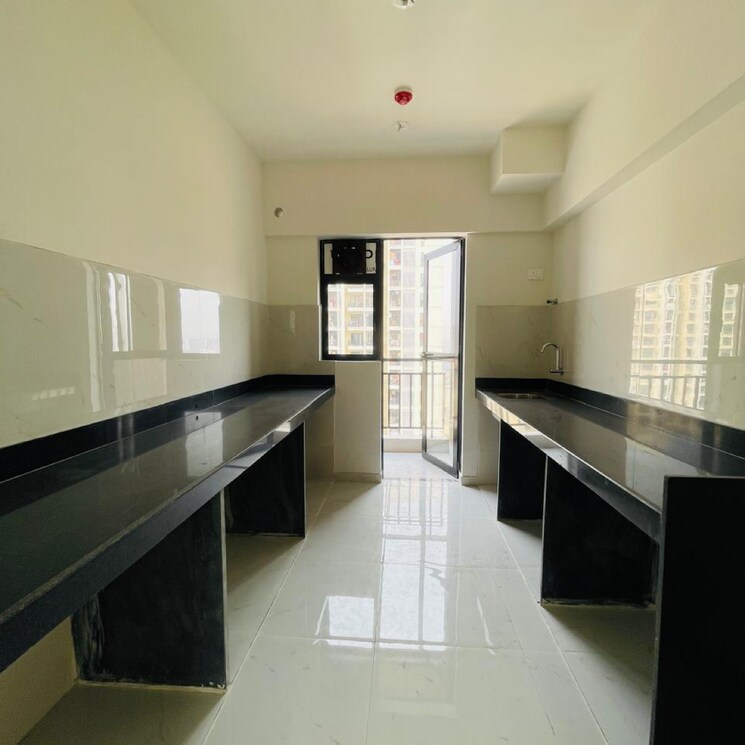 Kitchen, runwal-gardens-phase-i 3 Bedroom 904 Sq.Ft. Apartment In Kalyan Shilphata Road Thane 8910887