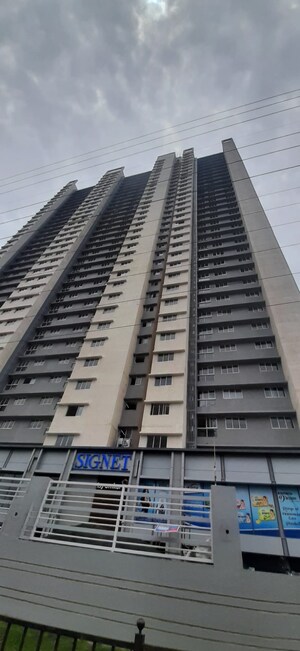 1 BHK Apartment For Sale in Omkar Signet, Malad East