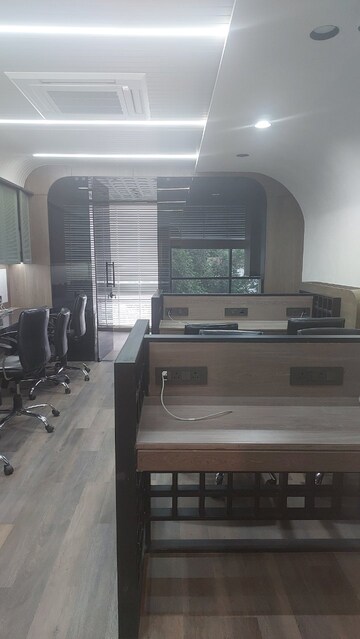  Office Space For Sale in Navrangpura