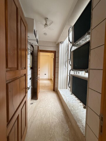 Balcony in 4 BHK Builder Floor at Chittaranjan Park – for Rent