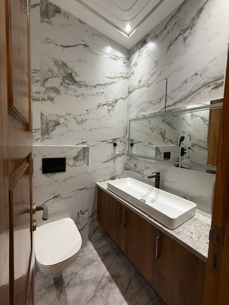 Other, chittaranjan park 4 Bedroom 2600 Sq.Ft. Builder Floor In Chittaranjan Park Delhi 8910922