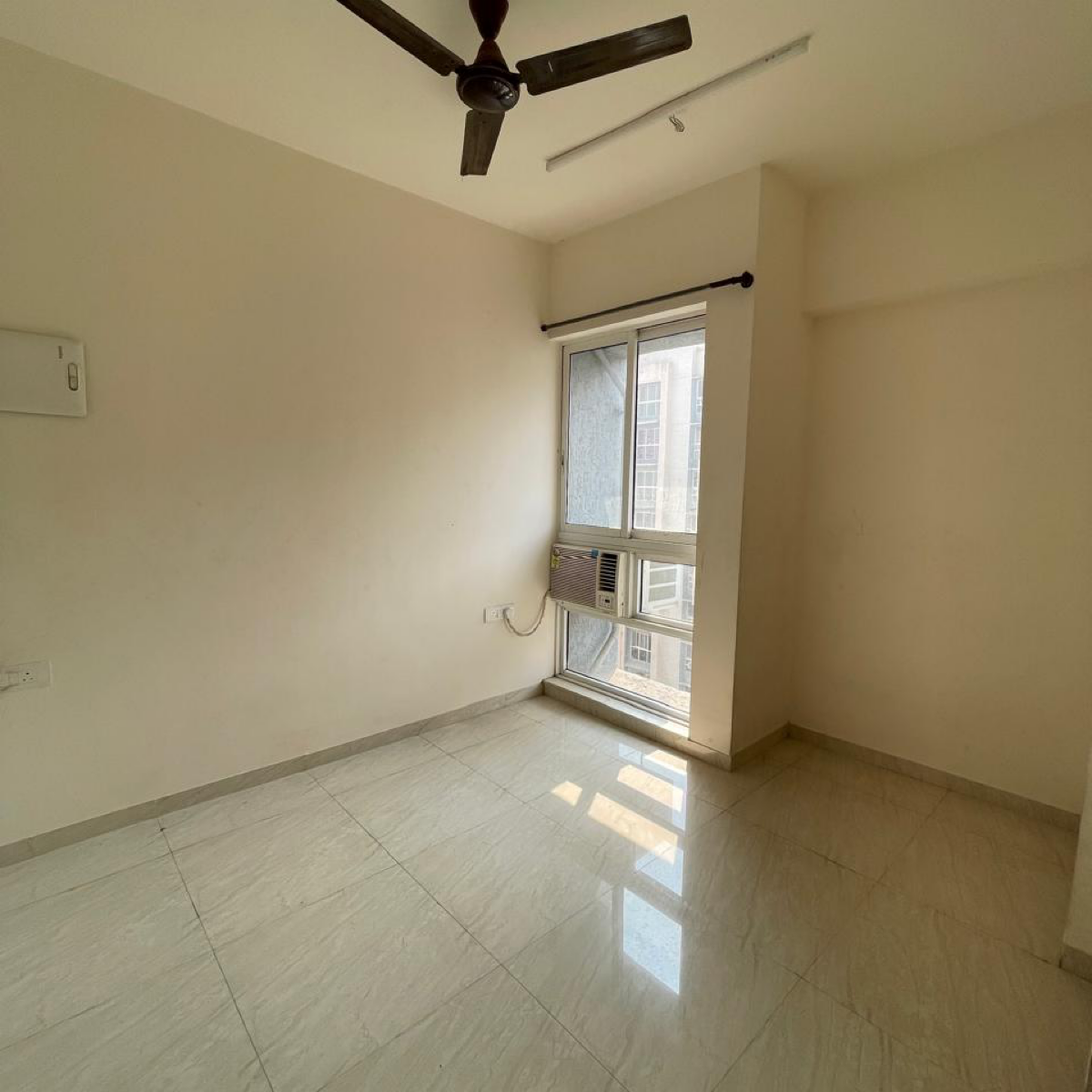 2 BHK Apartment For Rent in Lodha Crown Taloja Quality Homes
