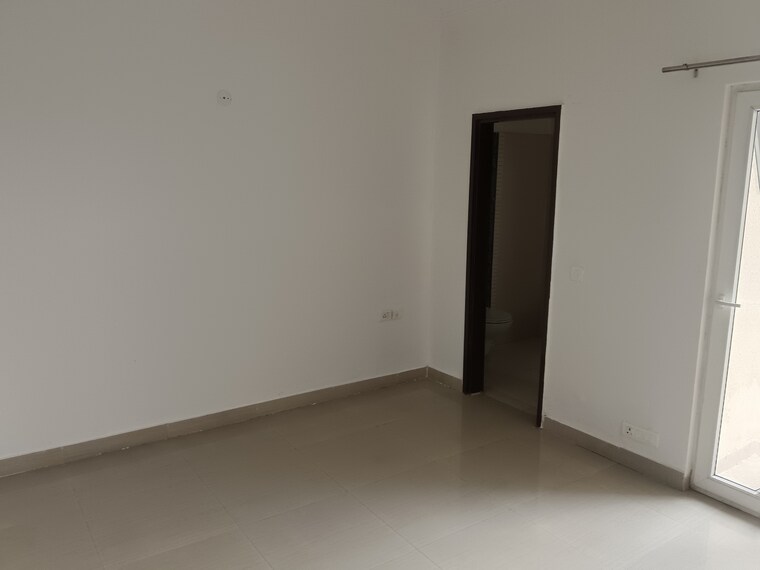 Room, paramount-floraville 3 Bedroom 1360 Sq.Ft. Apartment In Sector 137 Noida 8910962