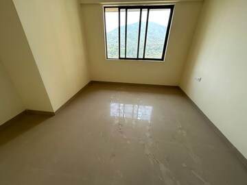 Room in 2 BHK Apartment at Squarefeet Ace Square, Ghodbunder Road – for Rent