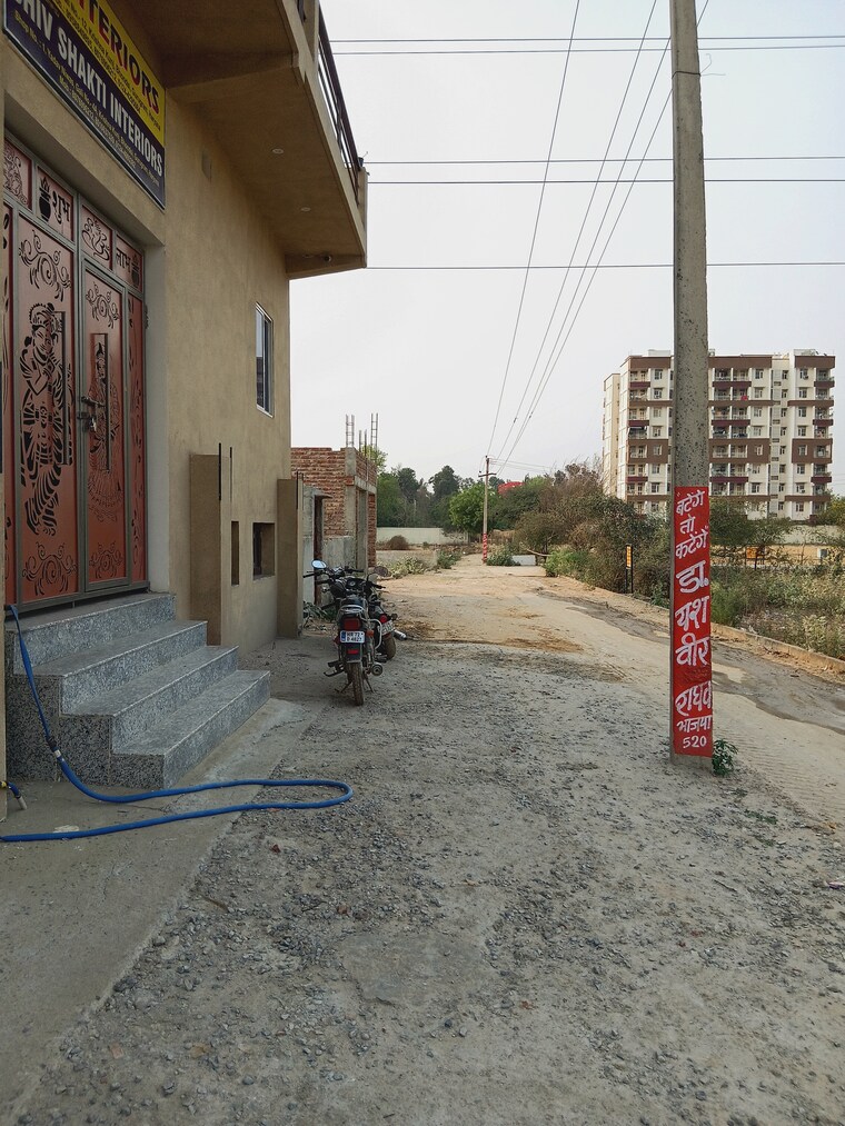 Exterior View, maruti kunj  200 Sq.Yd. Plot In Maruti Kunj Gurgaon 8910969