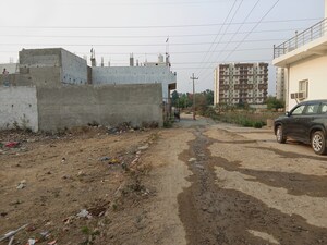  Plot For Sale in Maruti Kunj