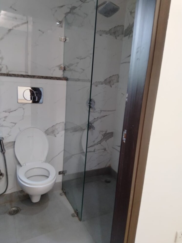 Bathroom, malviya nagar 2 Bedroom 900 Sq.Ft. Builder Floor In Malviya Nagar Delhi 8910989