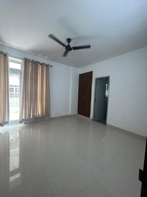 Room in 3 BHK Apartment at Sector 4 Dwarka – for Sale