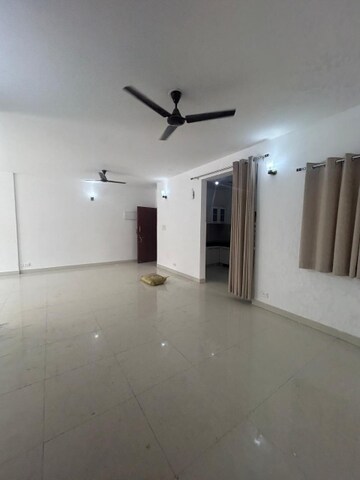 Room in 3 BHK Apartment at Sector 4 Dwarka – for Sale