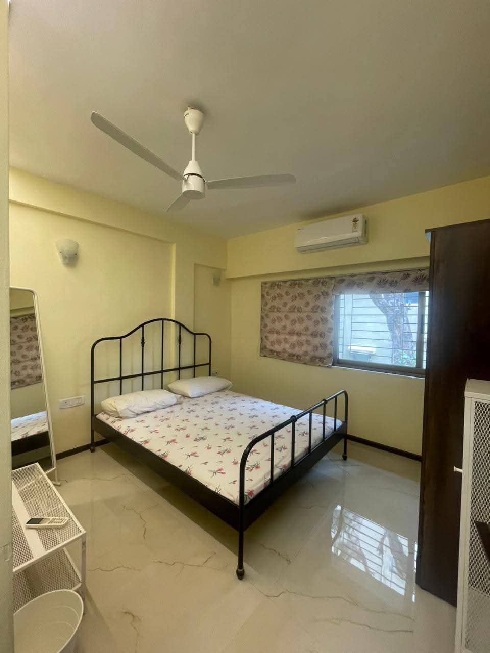 2 BHK 535 Sq.Ft. Apartment in Durvas CHS