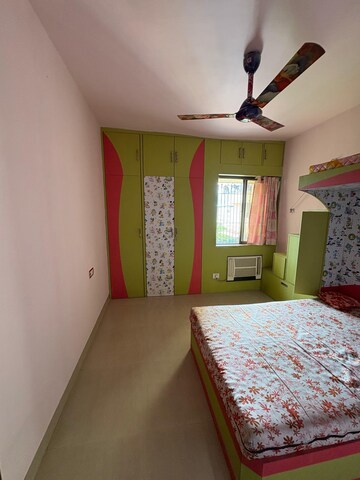 Bedroom in 2 BHK Apartment at Happy Valley, Manpada – for Rent